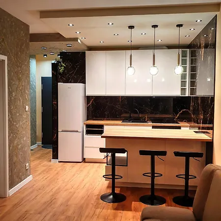 Warta Towers Z Parkingiem Apartment Posen