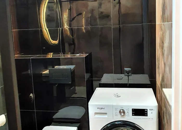 Warta Towers Z Parkingiem * Poznan