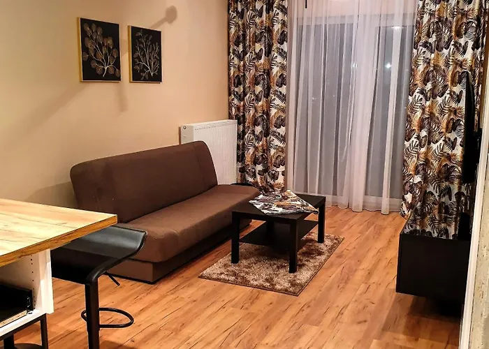 Warta Towers Z Parkingiem פוזנן