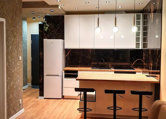 Warta Towers Z Parkingiem Apartment Poznan